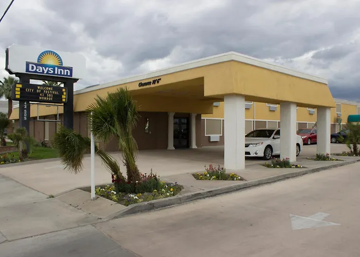 Days Inn By Wyndham Indio